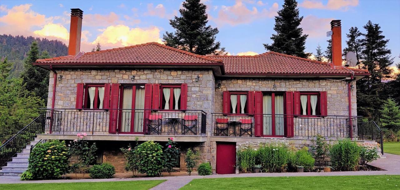 Φιλοξένια Studios Vitina Buitenkant foto