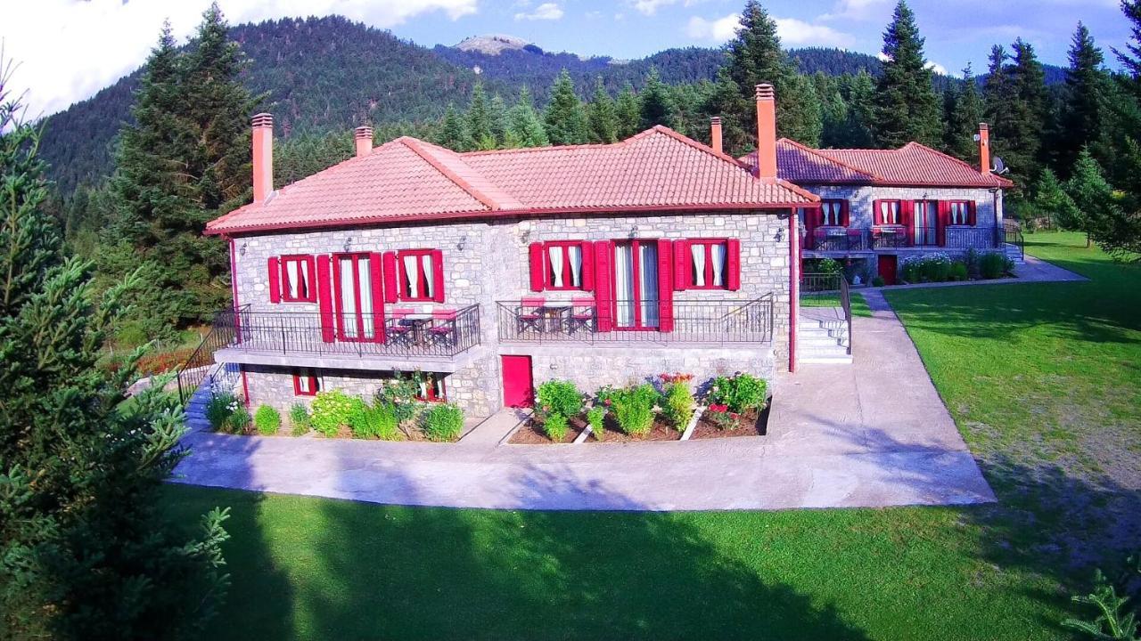 Φιλοξένια Studios Vitina Buitenkant foto
