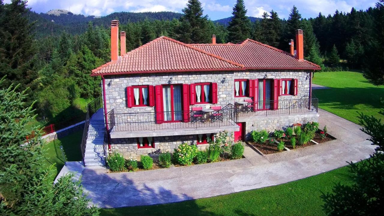 Φιλοξένια Studios Vitina Buitenkant foto
