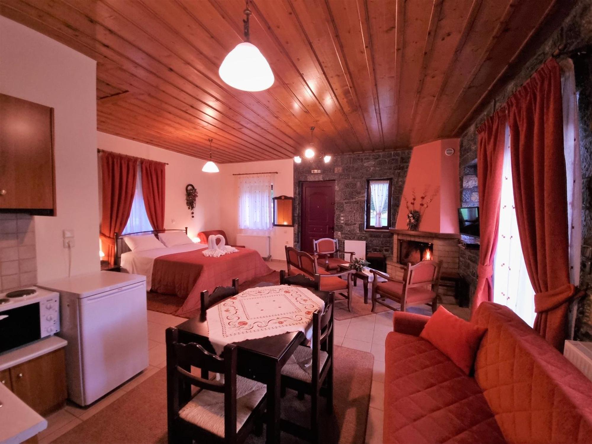 Φιλοξένια Studios Vitina Buitenkant foto